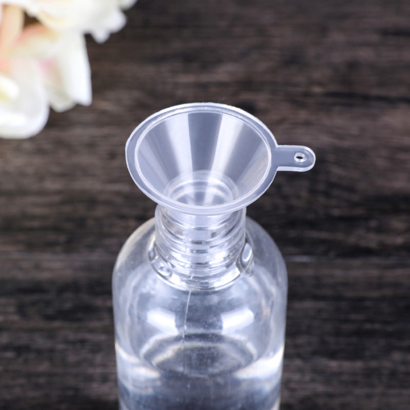 1000pcs/lot  Mini new Plastic Spout Funnels For Perfume/ essence/ oil/ Liquid  diffuser refillable Bottle accessory